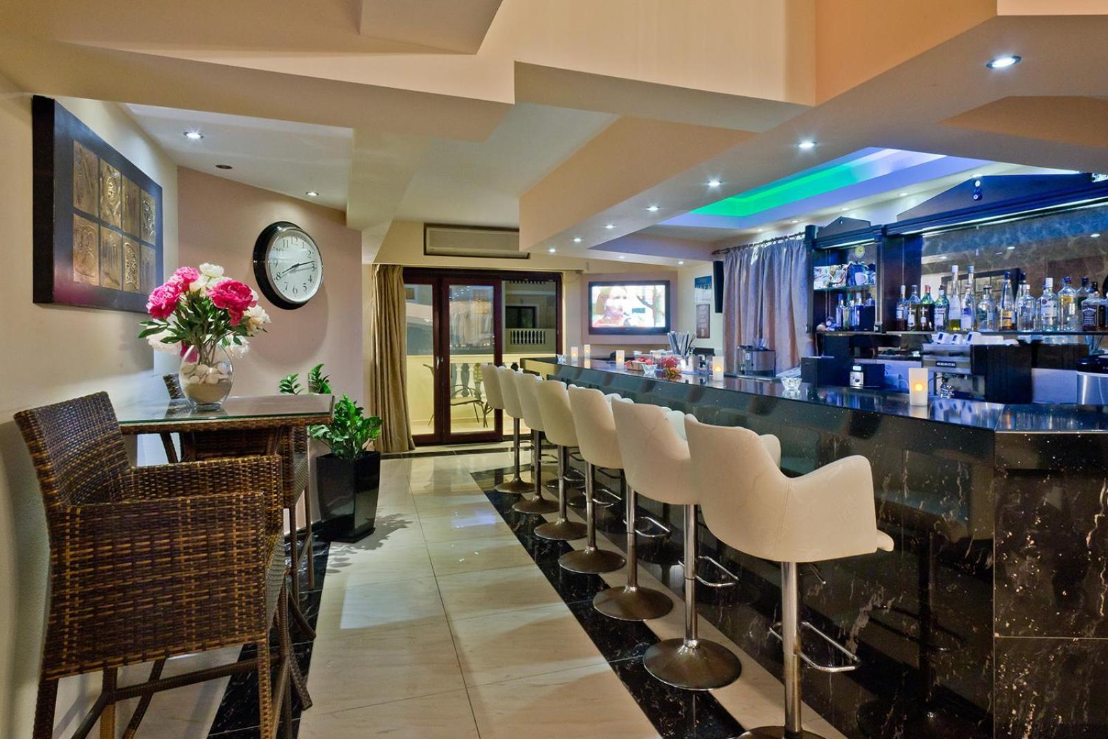 كارباثوس Socrates Hotel Apartments المظهر الخارجي الصورة